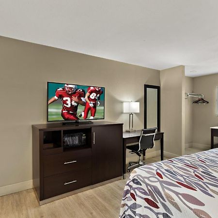 Red Roof Inn Реддінг Екстер'єр фото