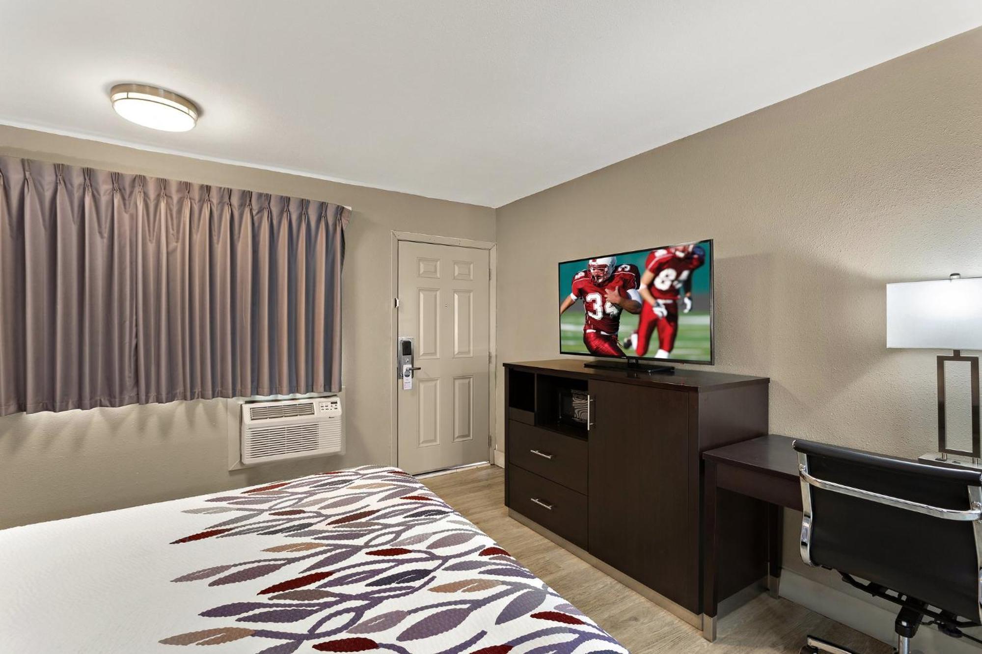Red Roof Inn Реддінг Екстер'єр фото