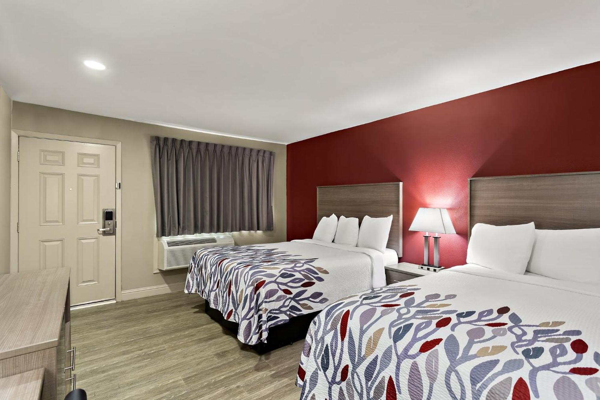 Red Roof Inn Реддінг Екстер'єр фото