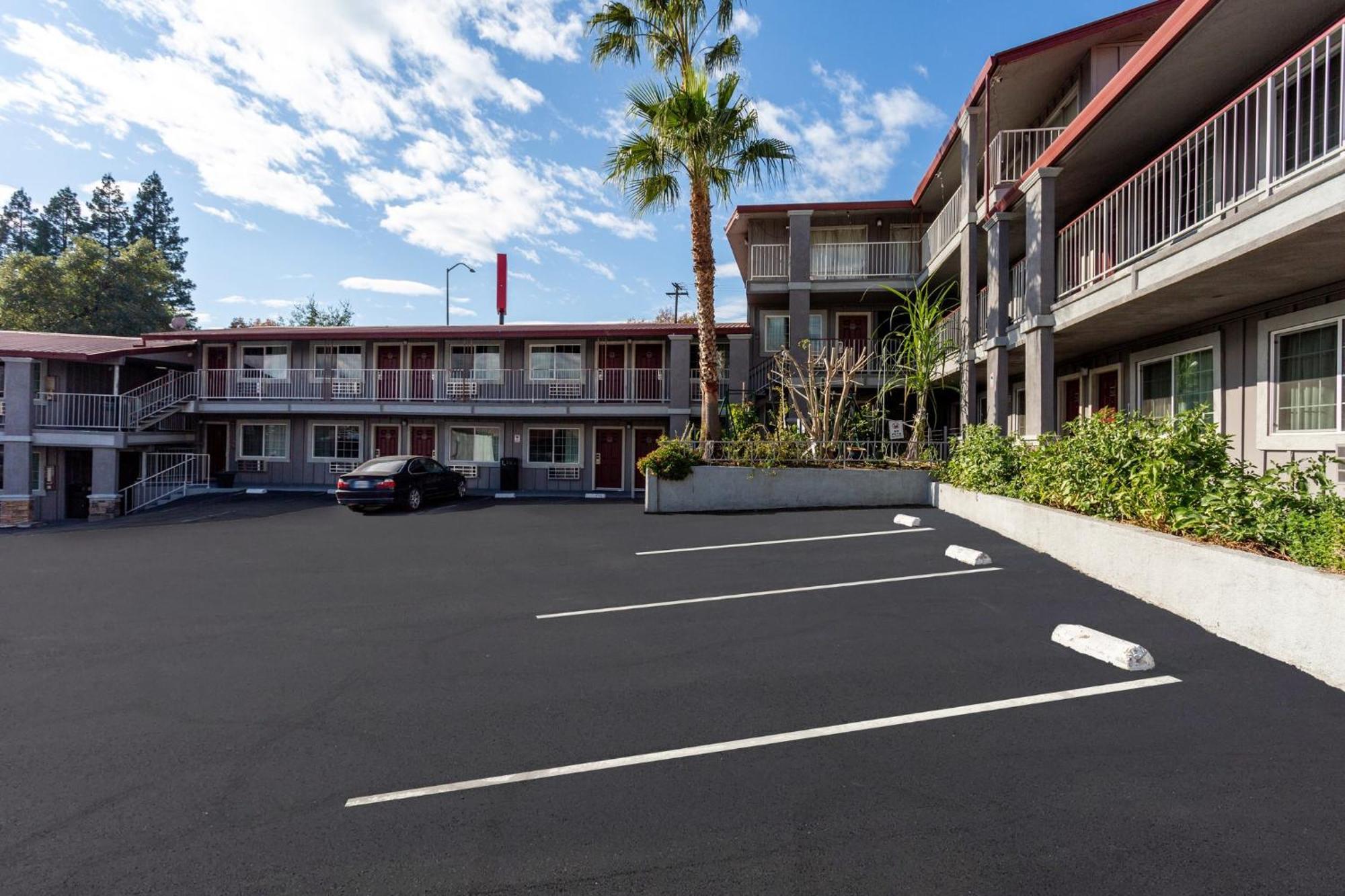 Red Roof Inn Реддінг Екстер'єр фото